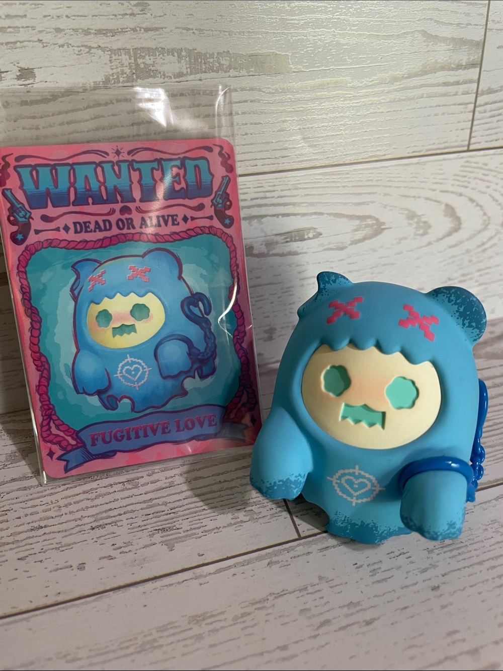 AUTHENTIC - Shinwoo - Baddy Bear Town - Fugitive Love by F.UN